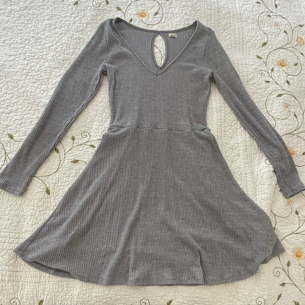 Hollister Long Sleeve Sweater Dress (SIZE L)